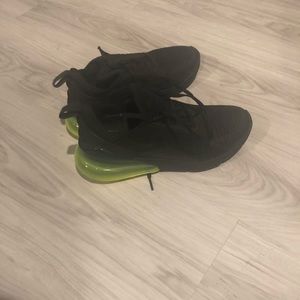 Nike airmax 270. Great condition!